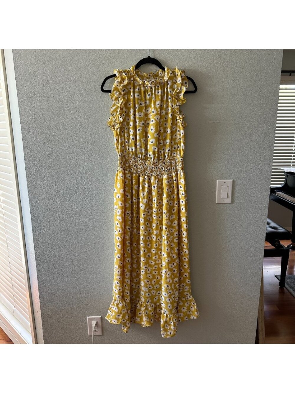 NWT & Merci Maxi Dress Yellow Daisy Floral Sleeveless Women's MEDIUM